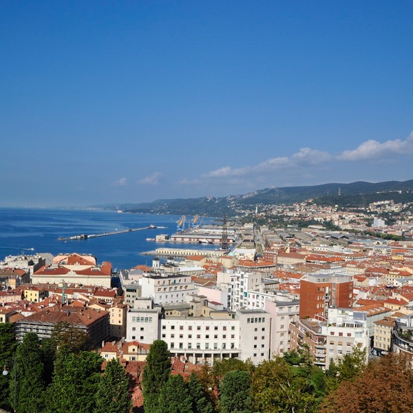 Hafen und Stadt, Triest 10-13